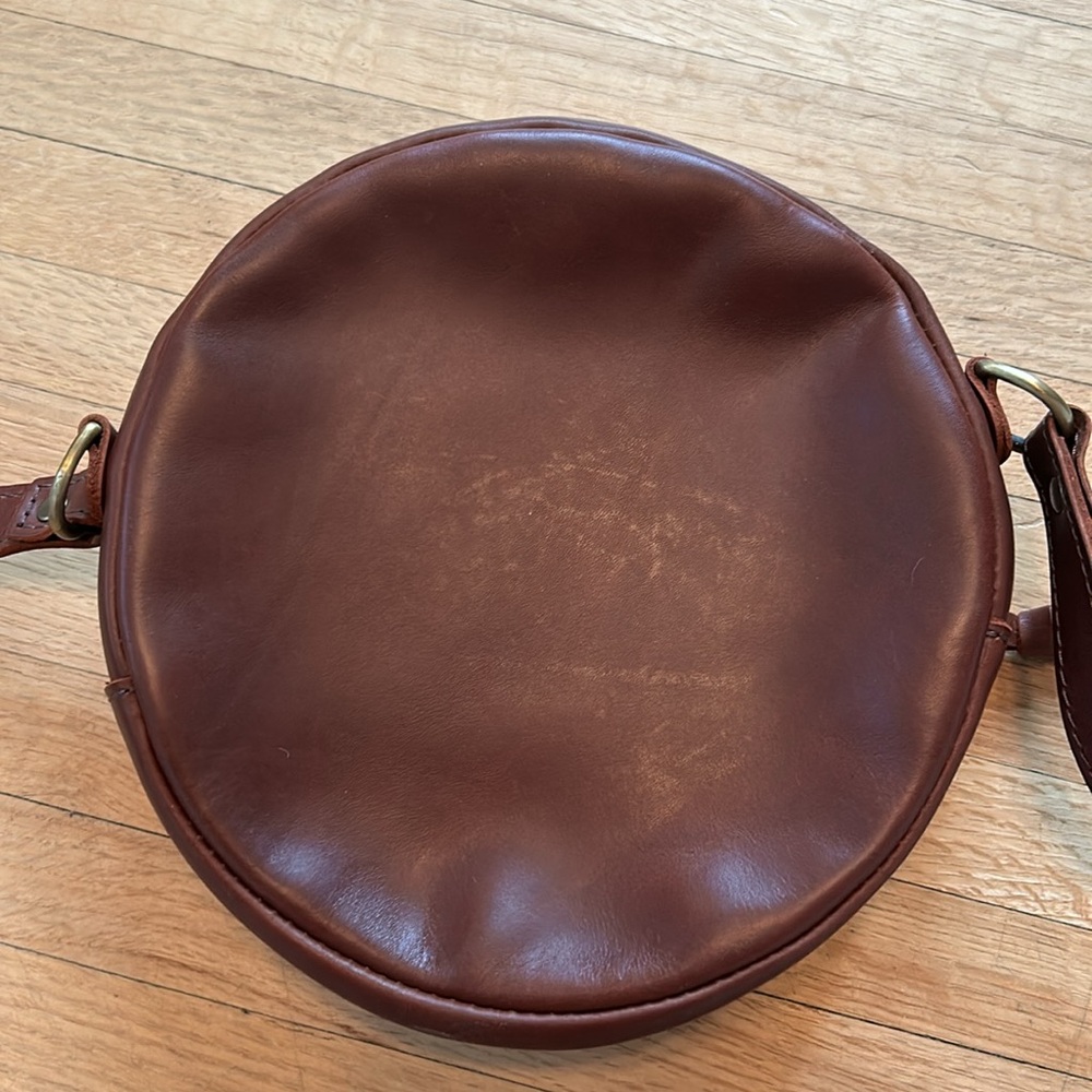 Portland Leather Round Crossbody Bag in Chestnut Brown - Picture 10 of 12